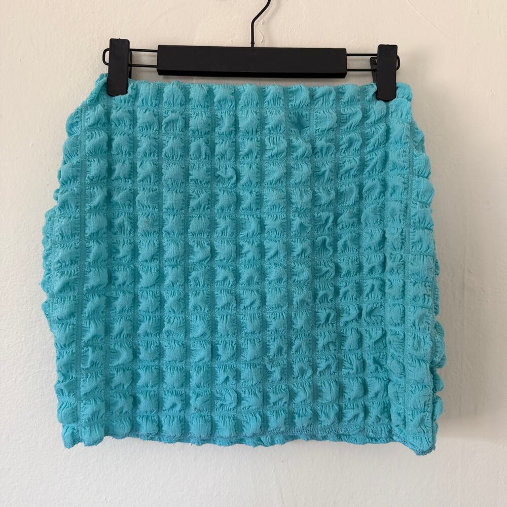 NWT Prettylittlething team textured mini skirt